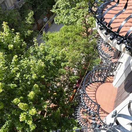Aparteasy - Modernist Flat In Eixample Center Барселона Экстерьер фото