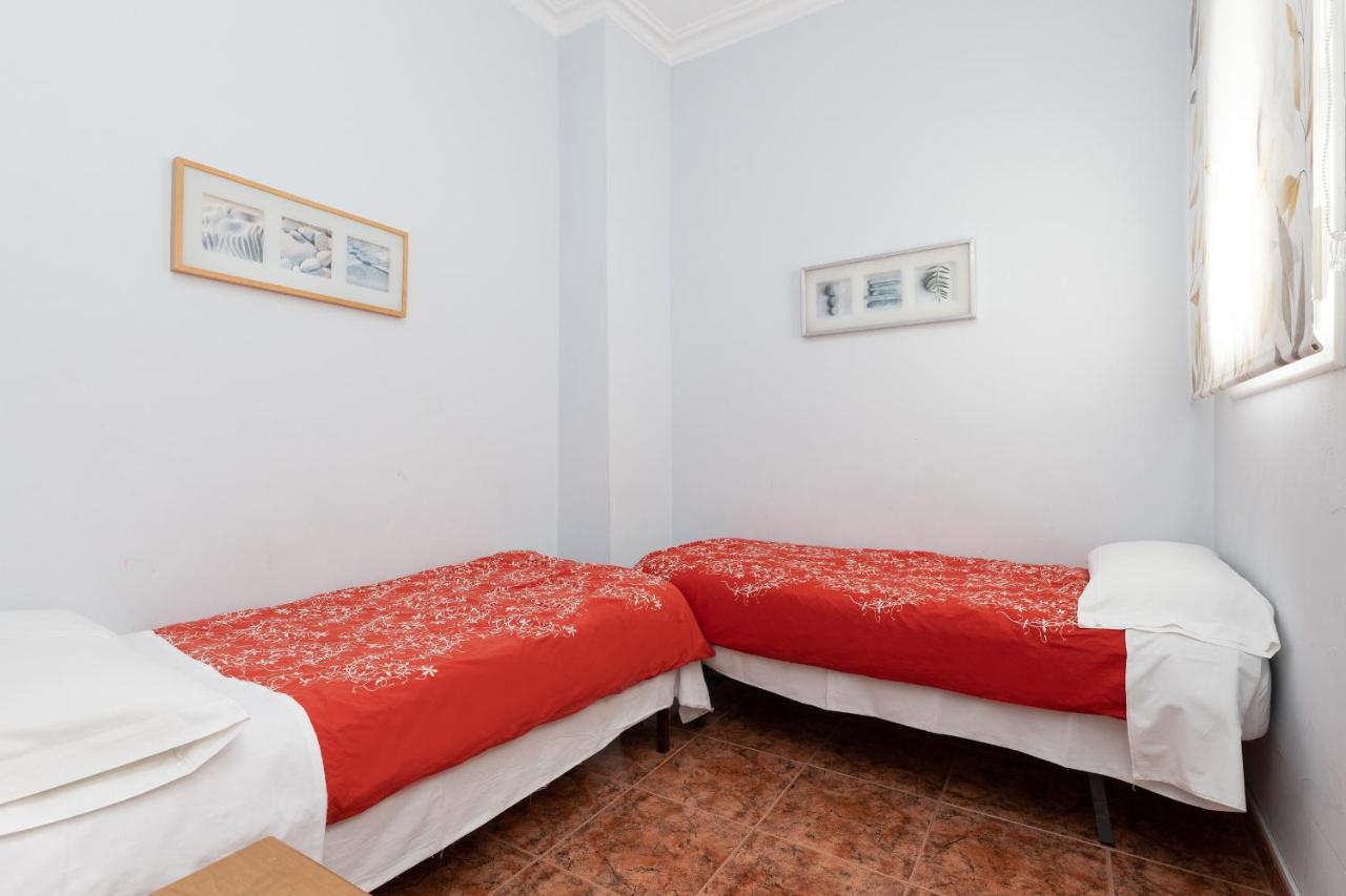 Aparteasy - Modernist Flat In Eixample Center Барселона Экстерьер фото