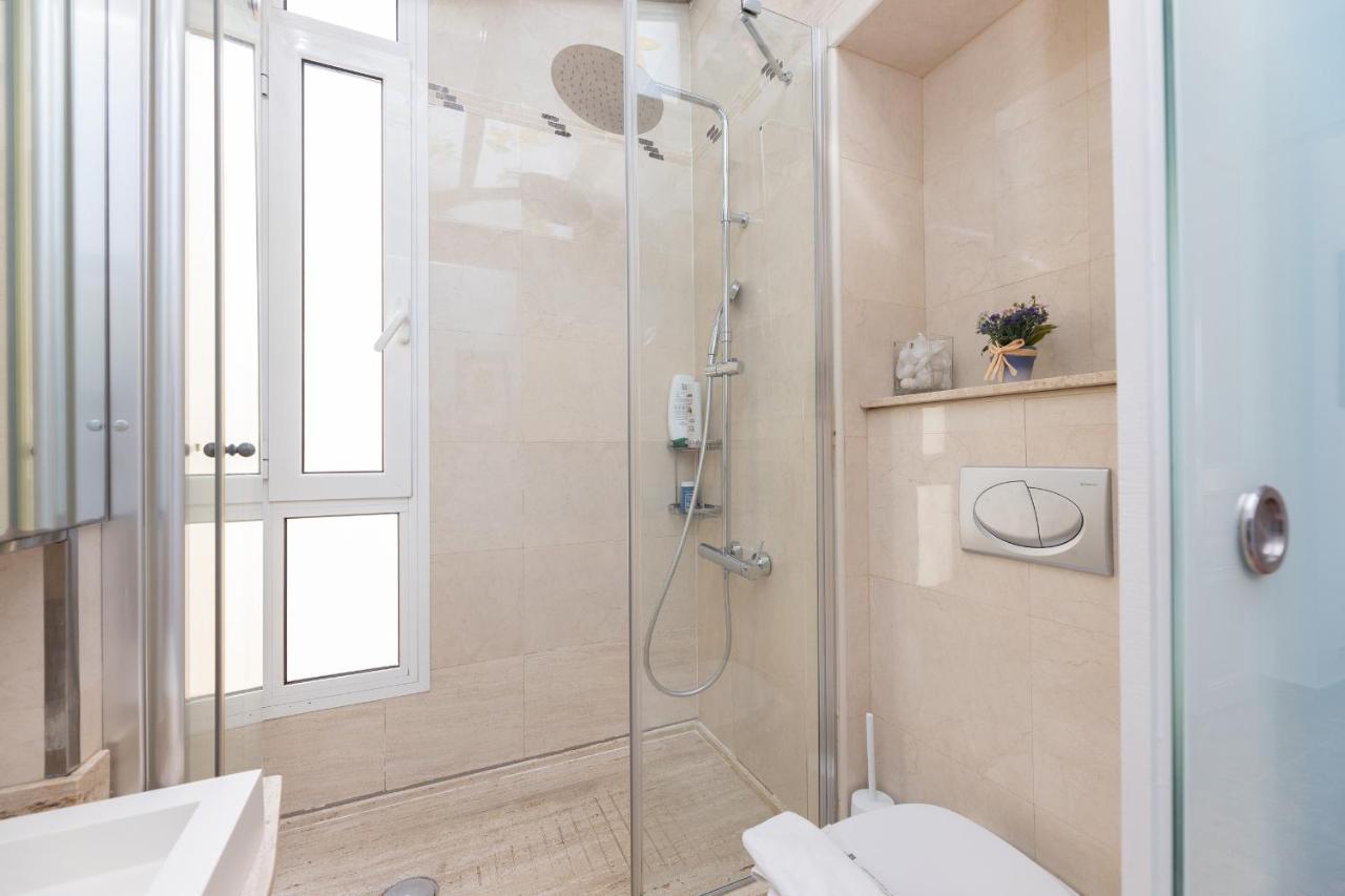 Aparteasy - Modernist Flat In Eixample Center Барселона Экстерьер фото